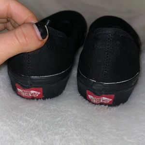 All black Vans
